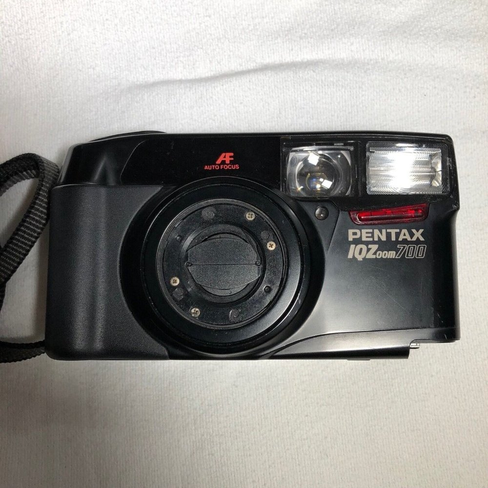 Pentax IQ Zoom 700 35mm film camera ***PARTS ONLY *** - Picture 2 of 12